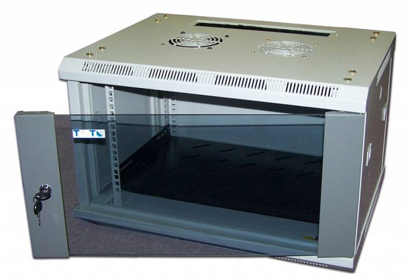 Шкаф настенный Lanmaster Pro TWT-CBW2-15U-6X4 15U 600x450мм пер.дв.стекл съемные бок.пан. 60кг серый 19"