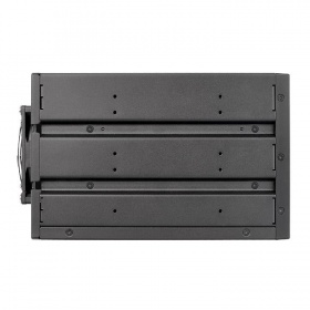 Сменный бокс для HDD/SSD Thermaltake Max 3504 SATA I/II/III/SAS SATA металл черный hotswap 4